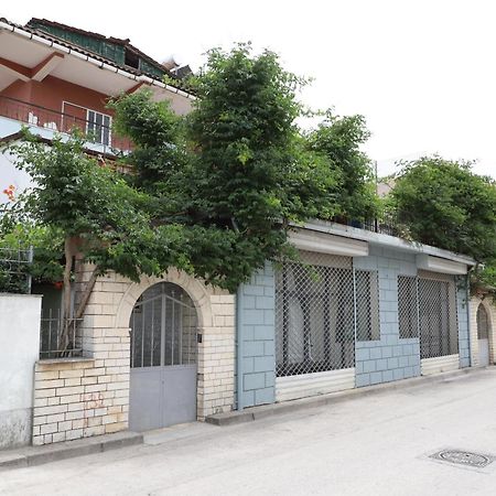 Guesthouse Katerina Берат Экстерьер фото