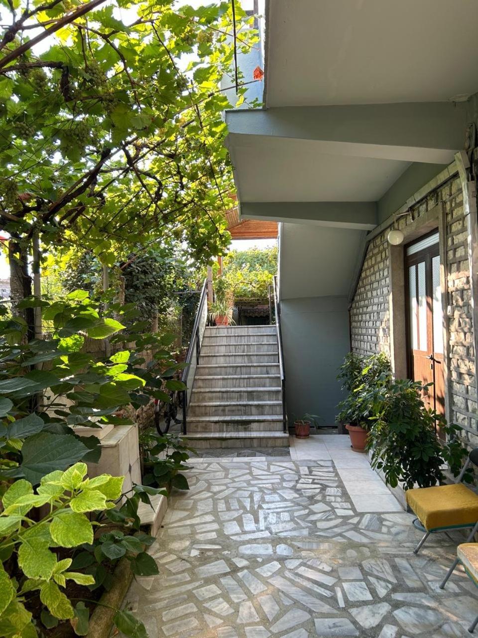 Guesthouse Katerina Берат Экстерьер фото